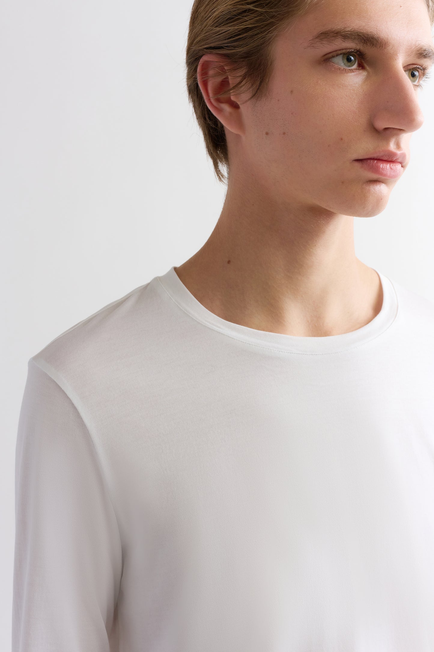 CLASSIC COTTON CREWNECK