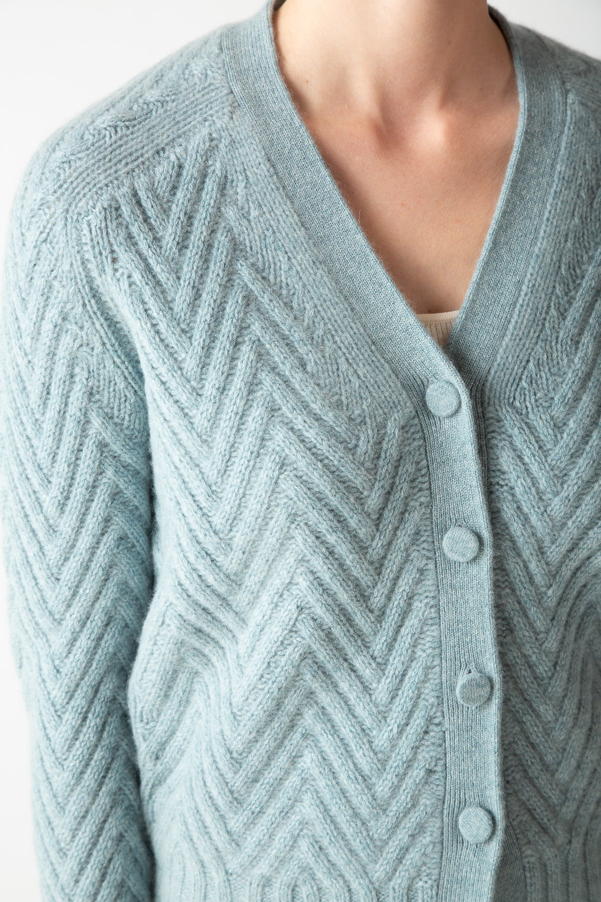 CHEVRON STITCH CARDIGAN