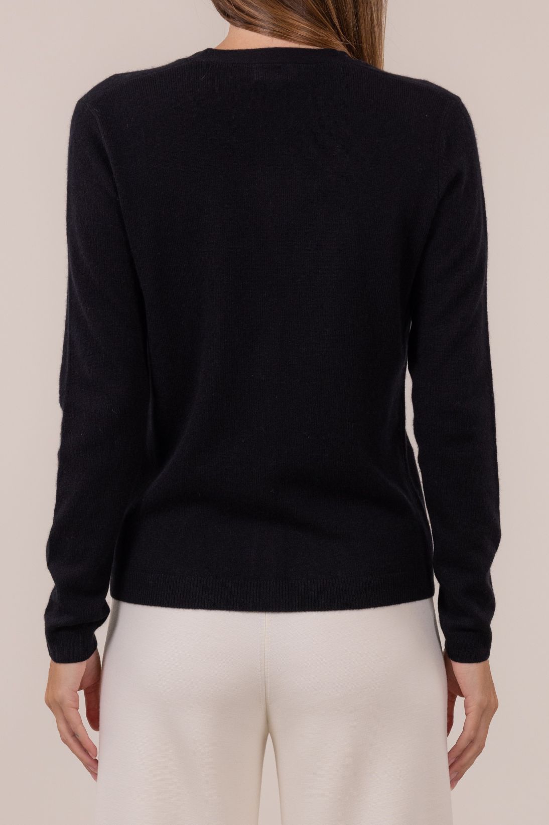 CLASSIC CASHMERE V-NECK CARDIGAN