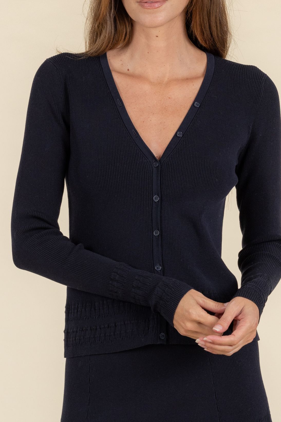 V-NECK CARDIGAN