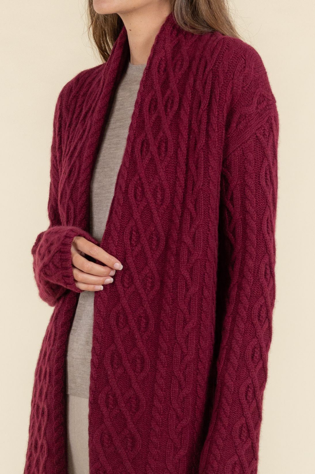 SUSTAINABLE CASHMERE CABLE CARDIGAN