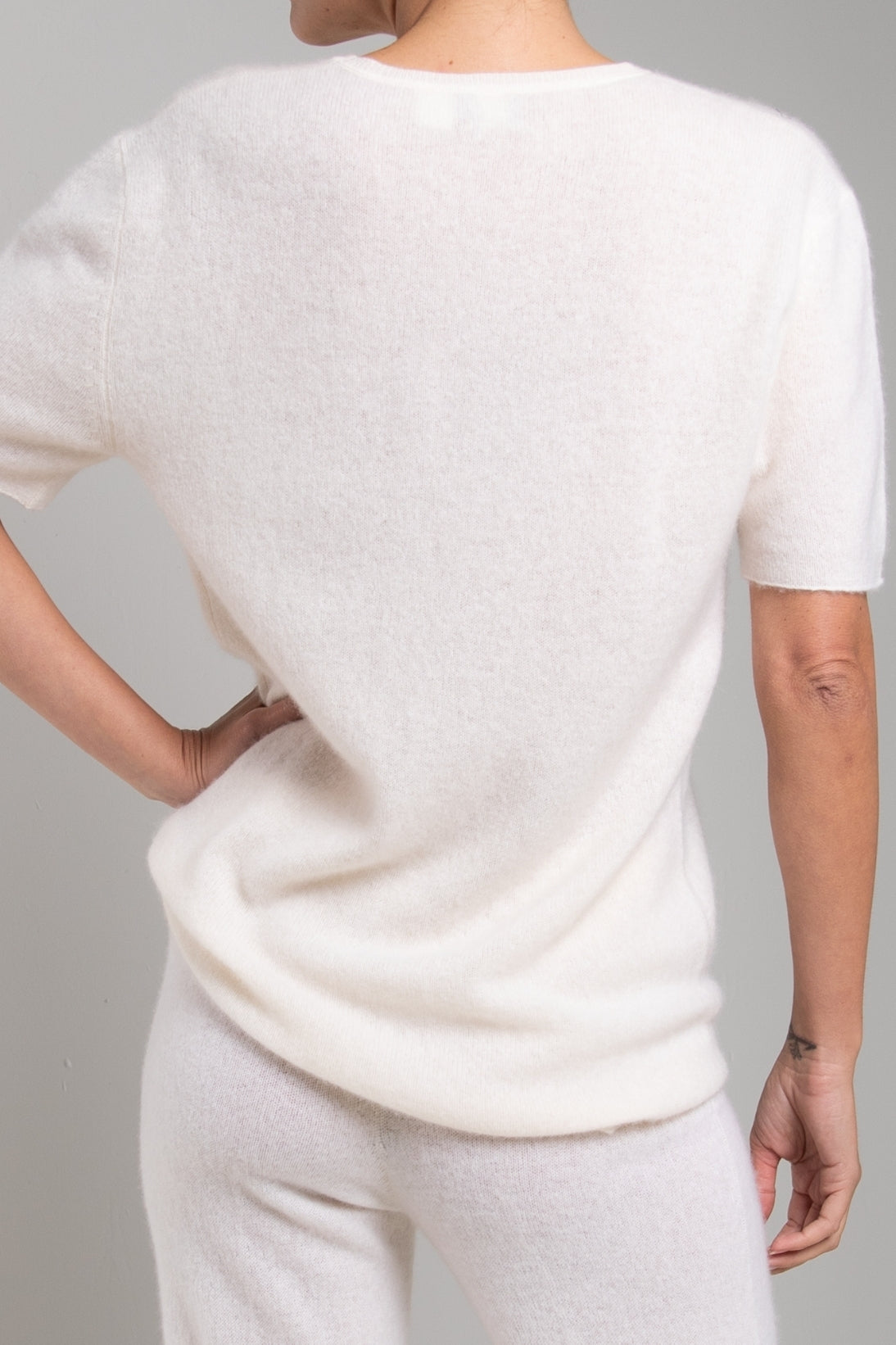 EASY SHORT SLEEVE TEE