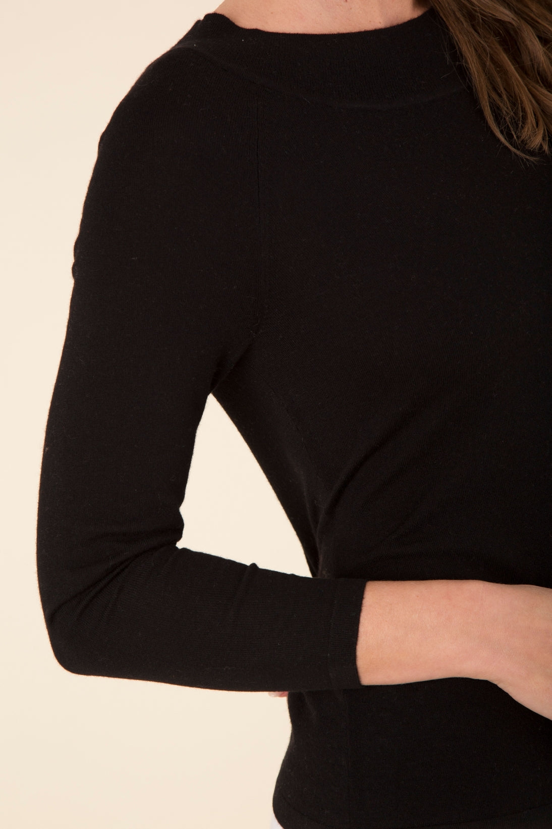 CASHMERE SCOOPNECK TOP