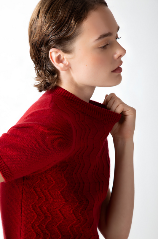 TEXTURED MOCKNECK TOP