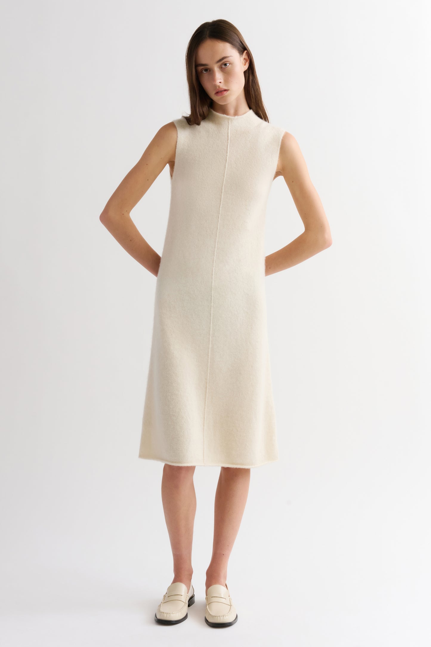 BOUCLE CASHMERE DRESS