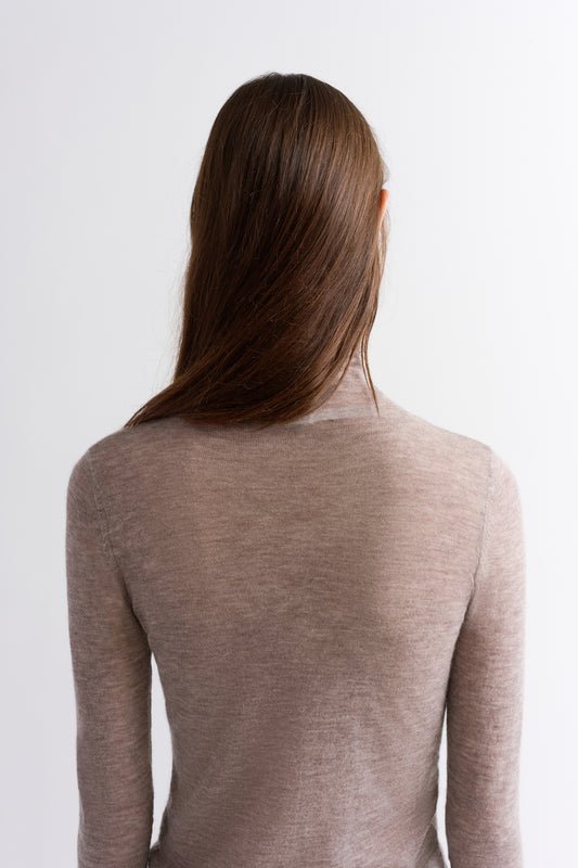 CASHMERE FEATHERWEIGHT TURTLENECK