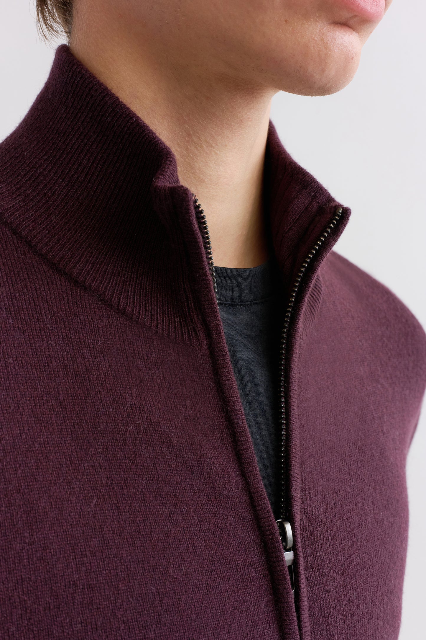 SUSTAINABLE CASHMERE FULL ZIP CARDIGAN