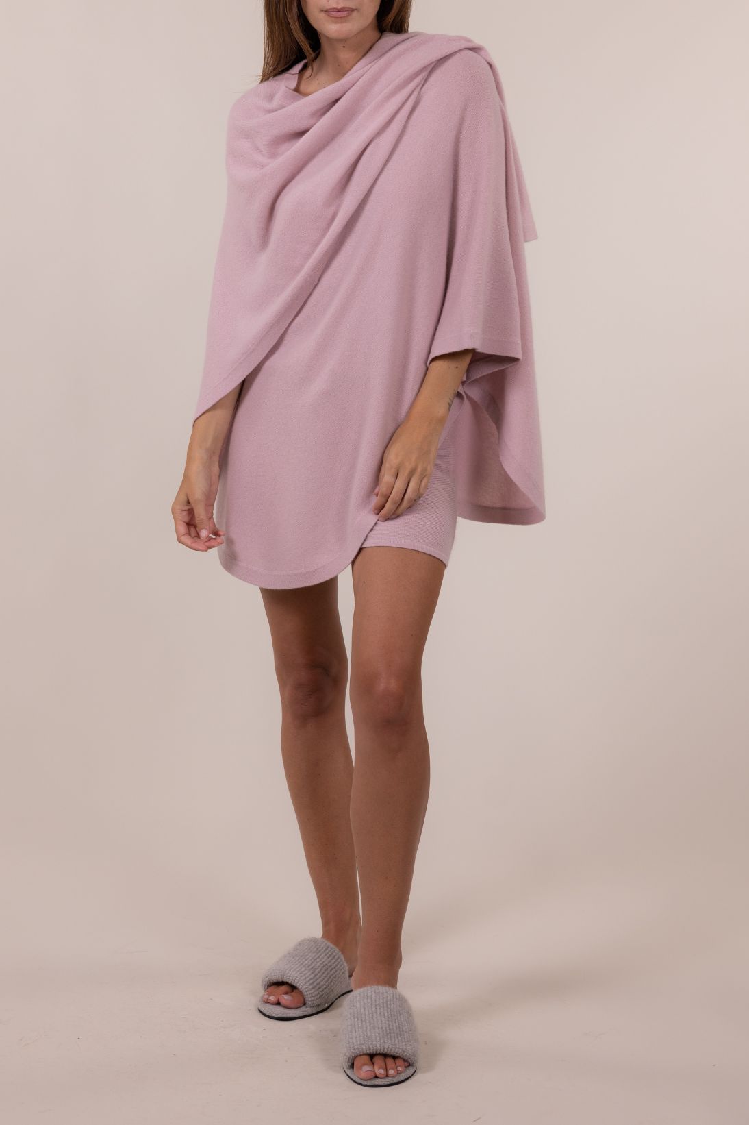 CASHMERE CAPE