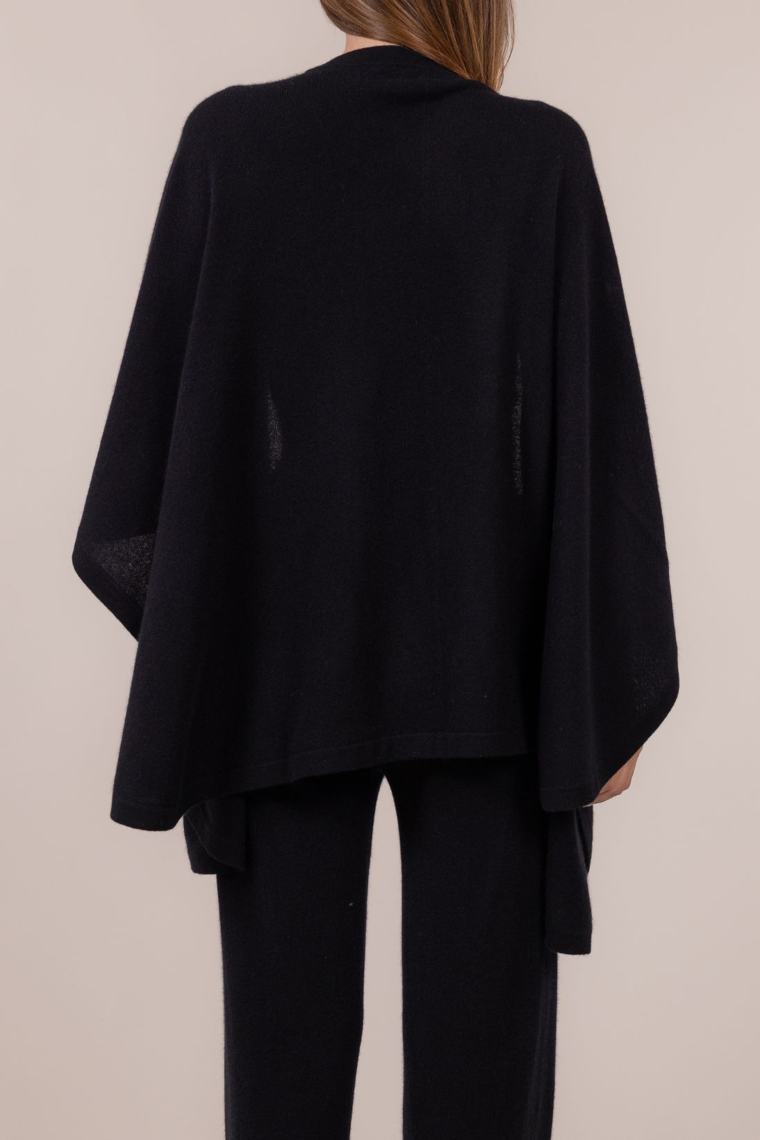 CASHMERE CAPE