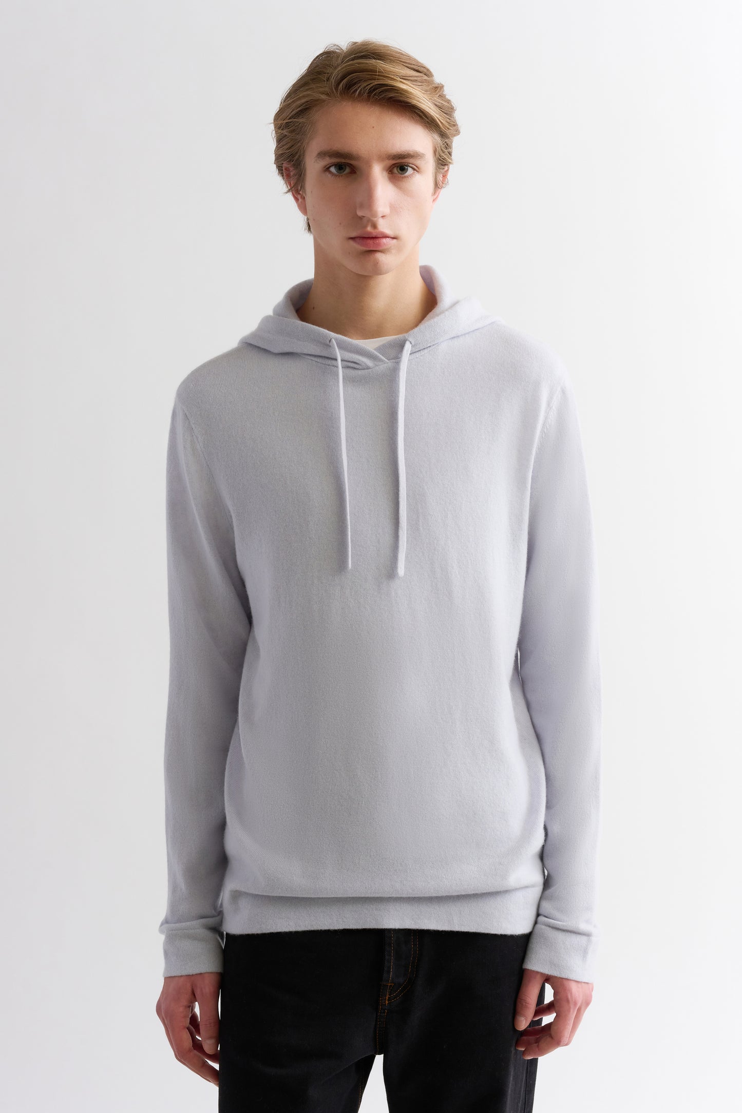 SUSTAINABLE CASHMERE HOODIE PULLOVER