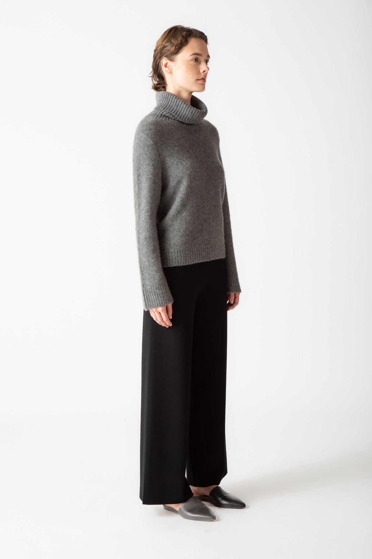 BOUCLE CROPPED TURTLENECK