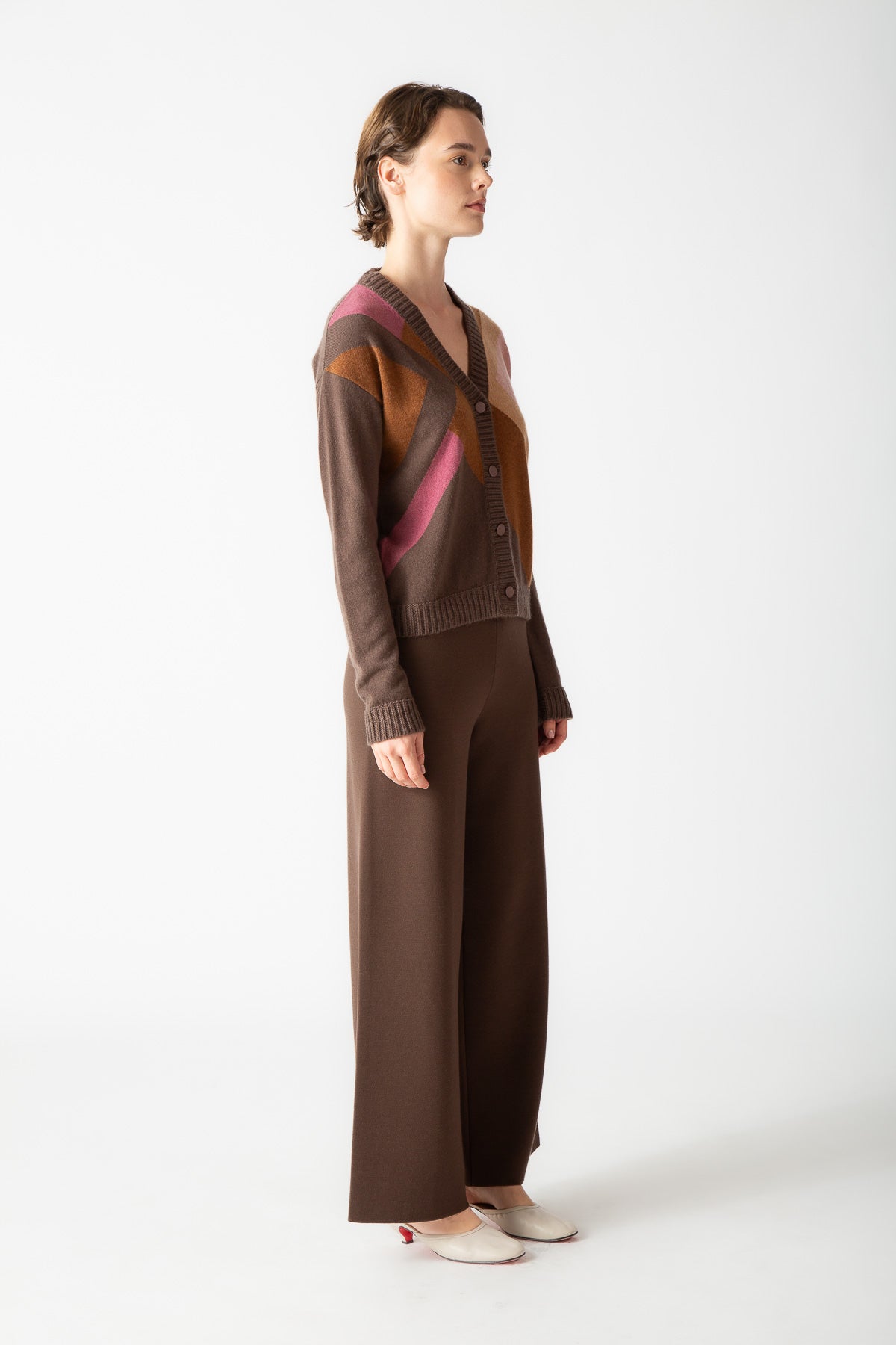 INTARSIA V-NECK CARDIGAN