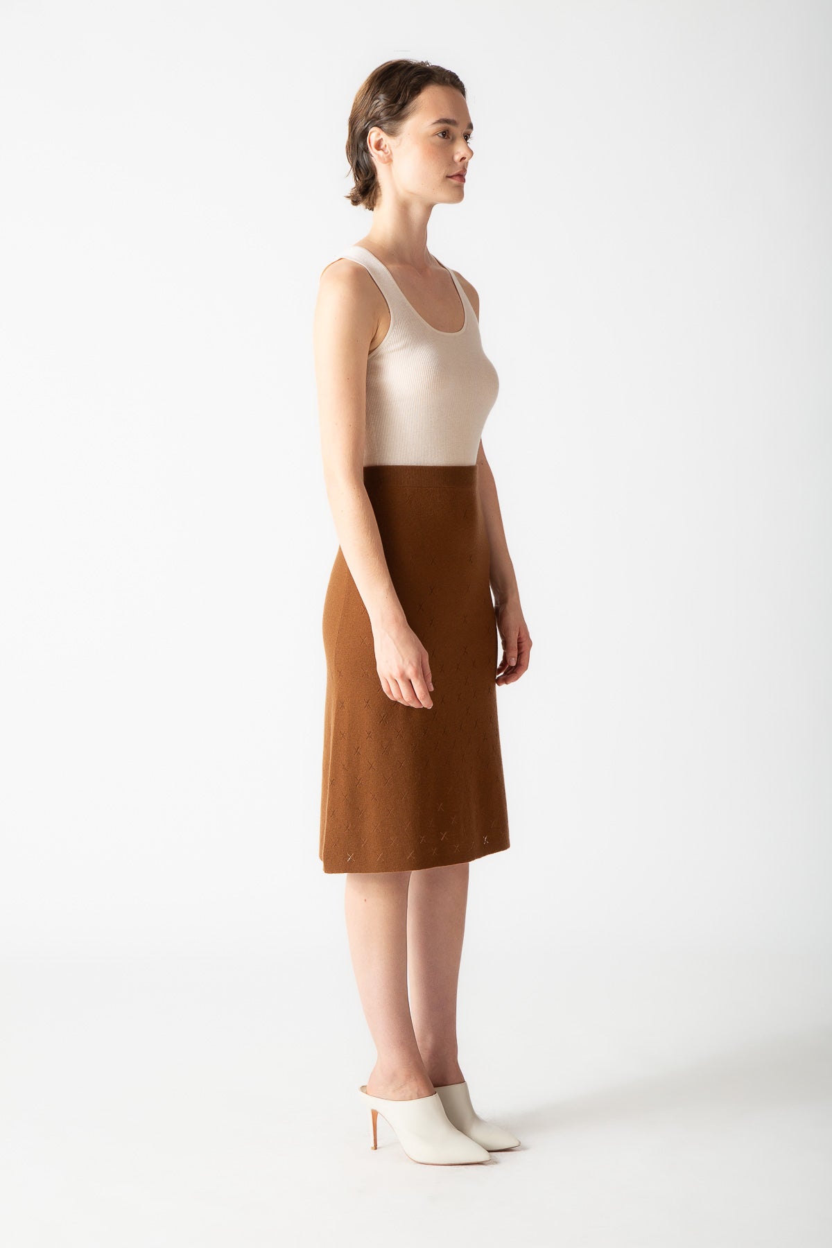 DETAILED STITCH SKIRT