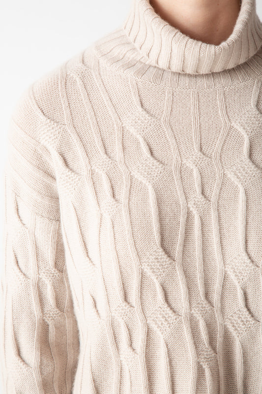 CABLE TURTLENECK