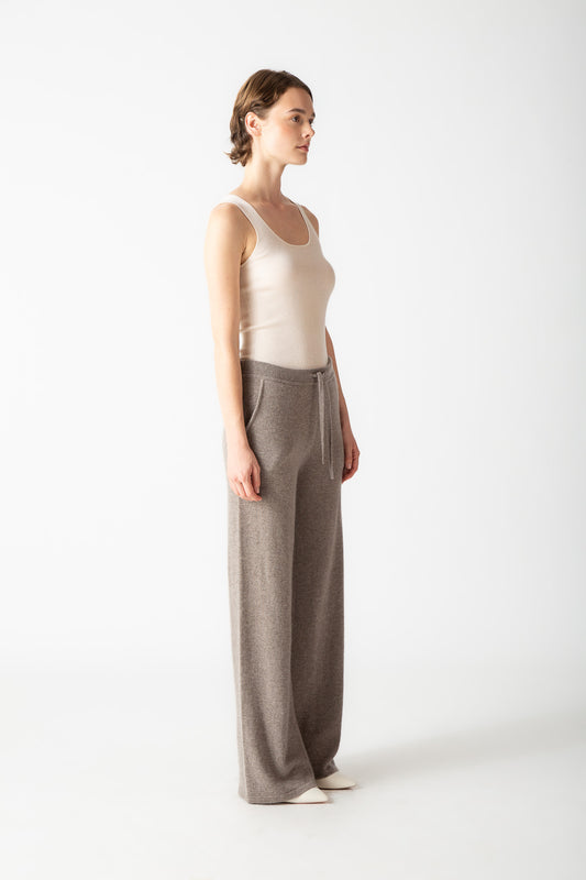 STRAIGHT PANTS