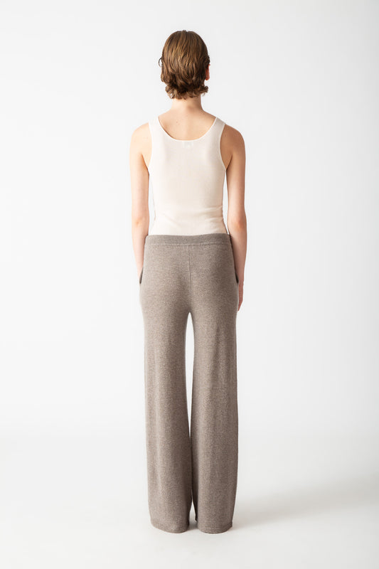 STRAIGHT PANTS