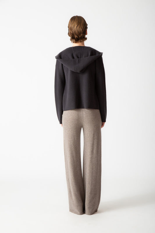 HOODED JACKET WITH POCKETS