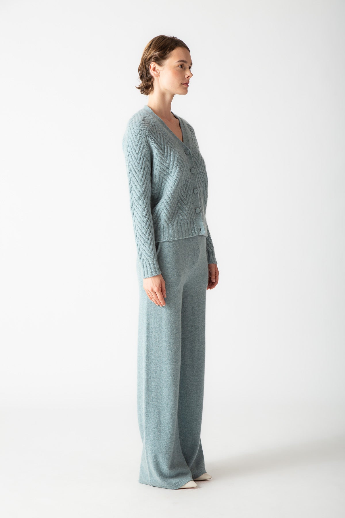 CHEVRON STITCH CARDIGAN