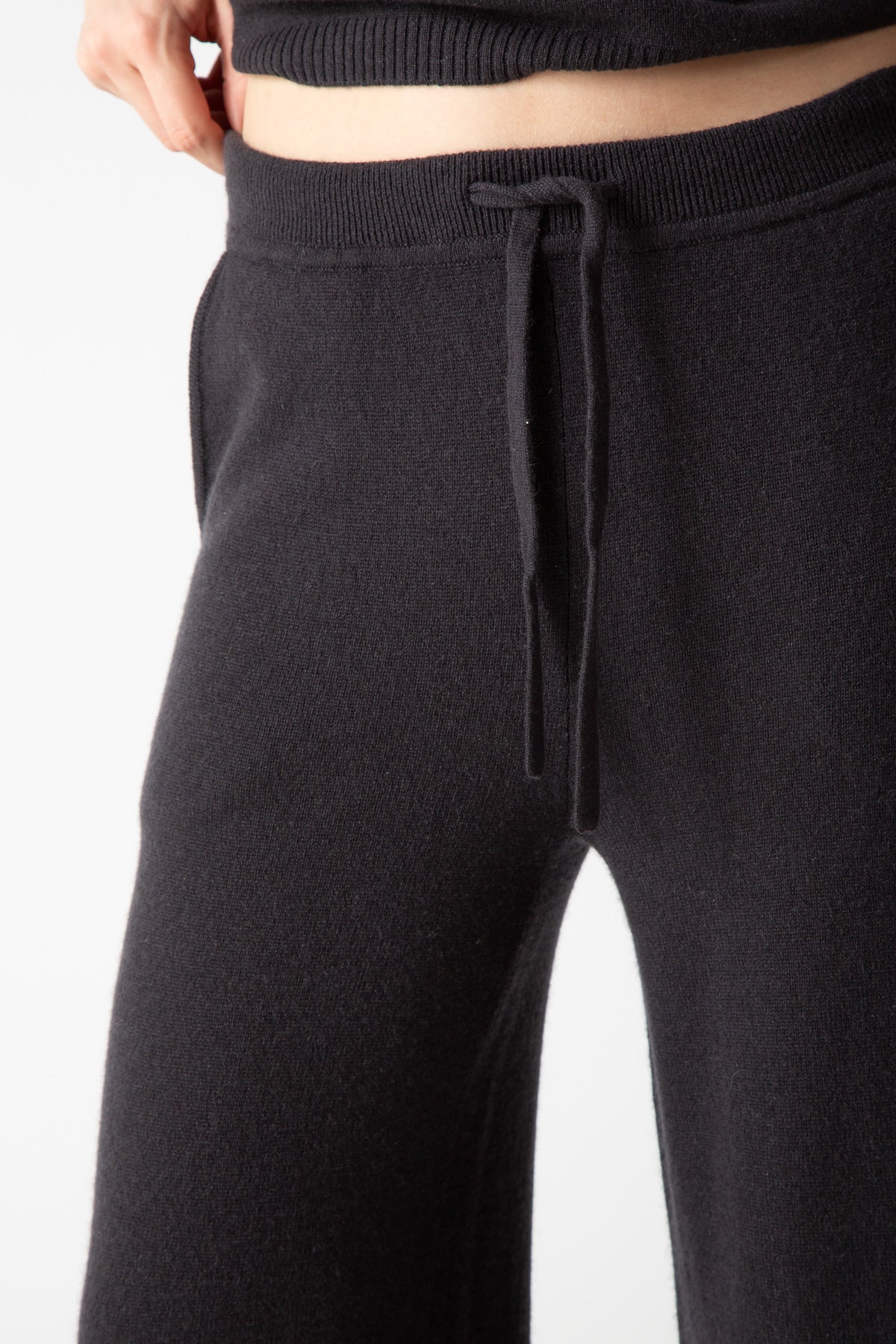 JOGGER PANTS