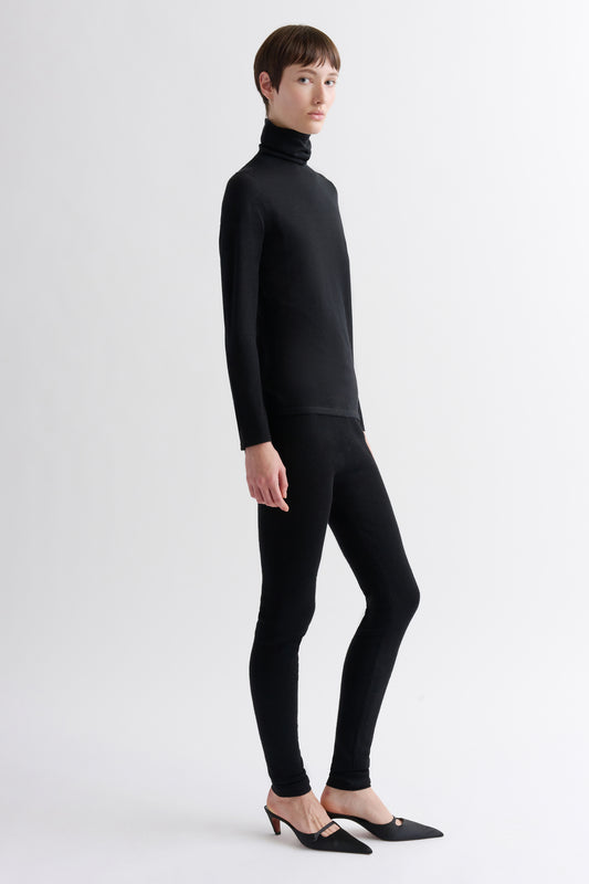 SUPERFINE CASHMERE TURTLENECK