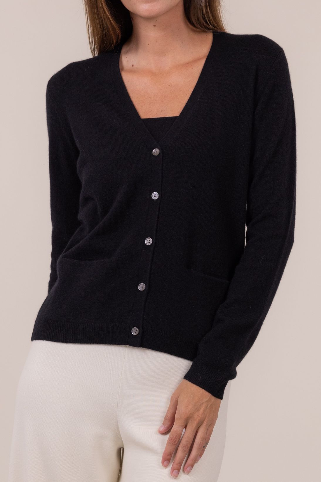 Women's Classic Cashmere V-Neck Cardigan TSE