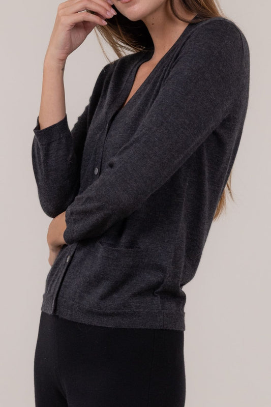 CLASSIC SUPERFINE CASHMERE CARDIGAN