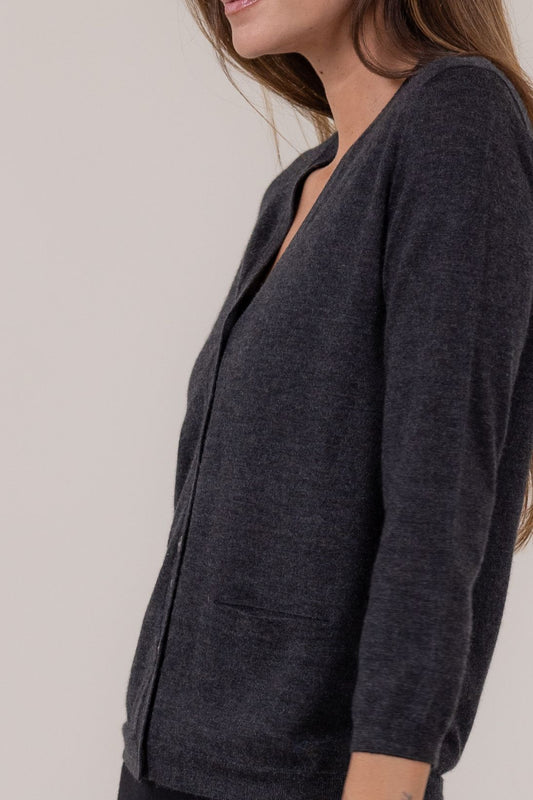 CLASSIC SUPERFINE CASHMERE CARDIGAN