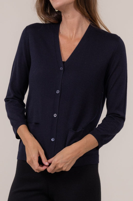 CLASSIC SUPERFINE CASHMERE CARDIGAN