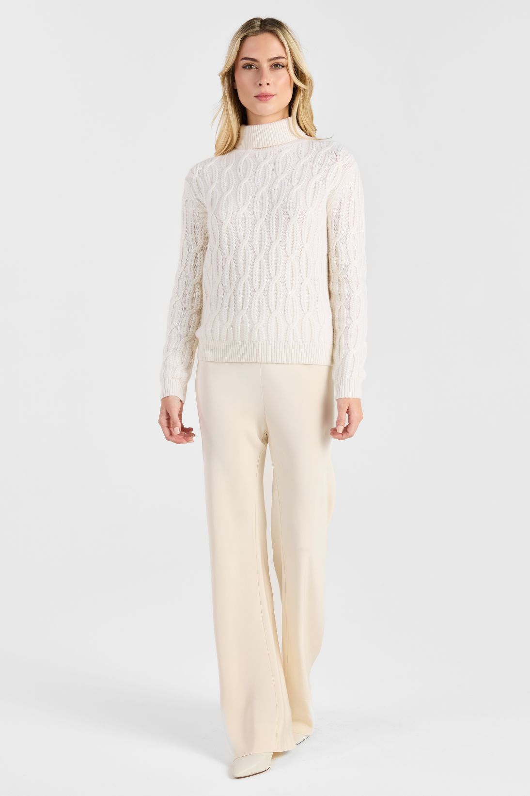 BRAIDED CABLE TURTLENECK