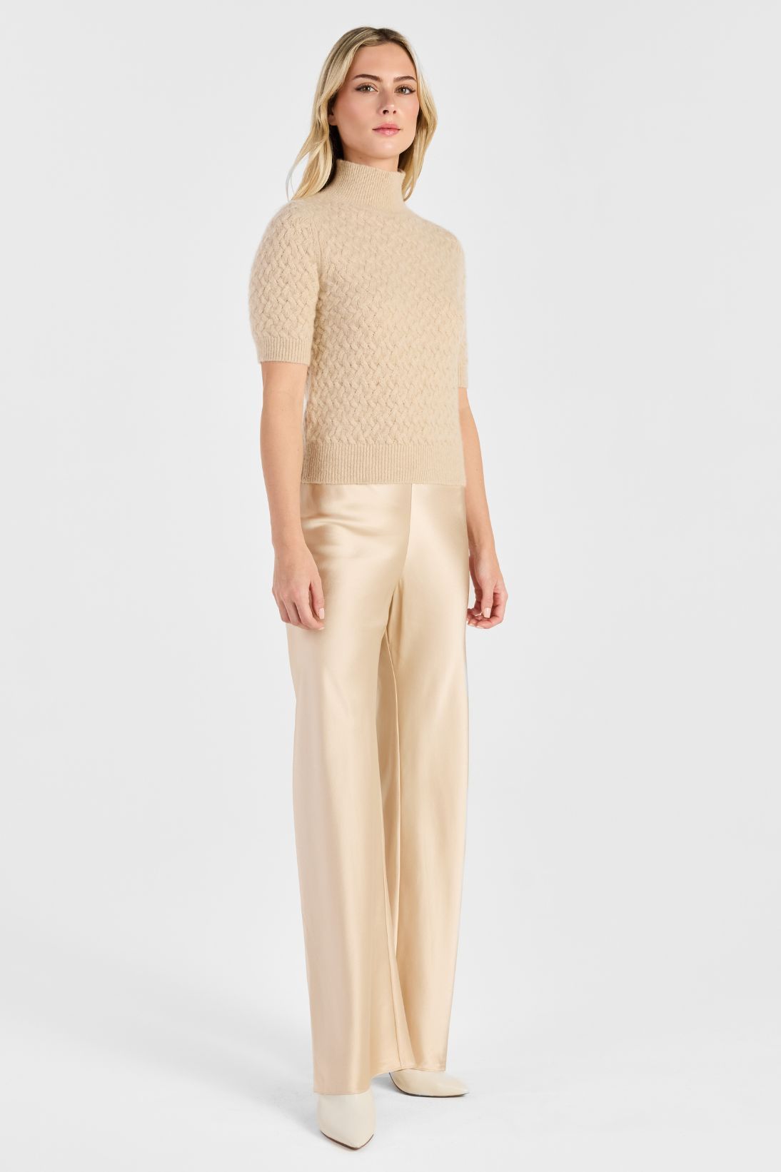 BOUCLE CASHMERE TURTLENECK