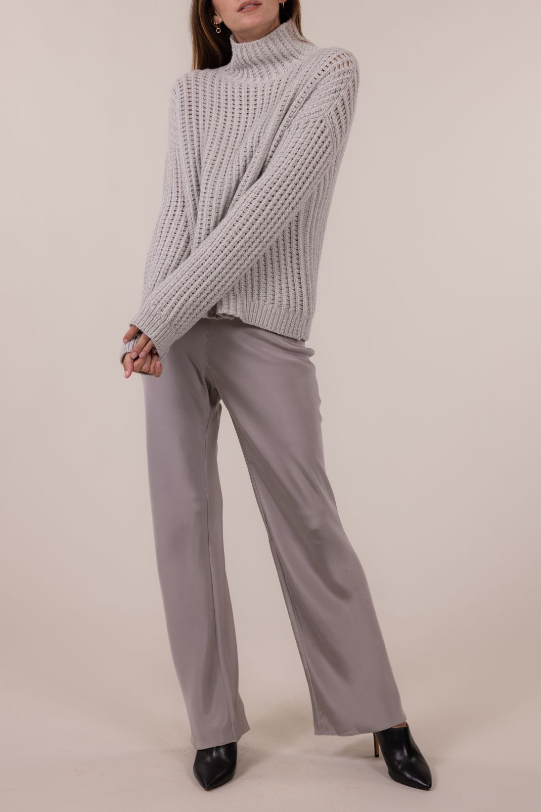 BRAIDED RIB TURTLENECK