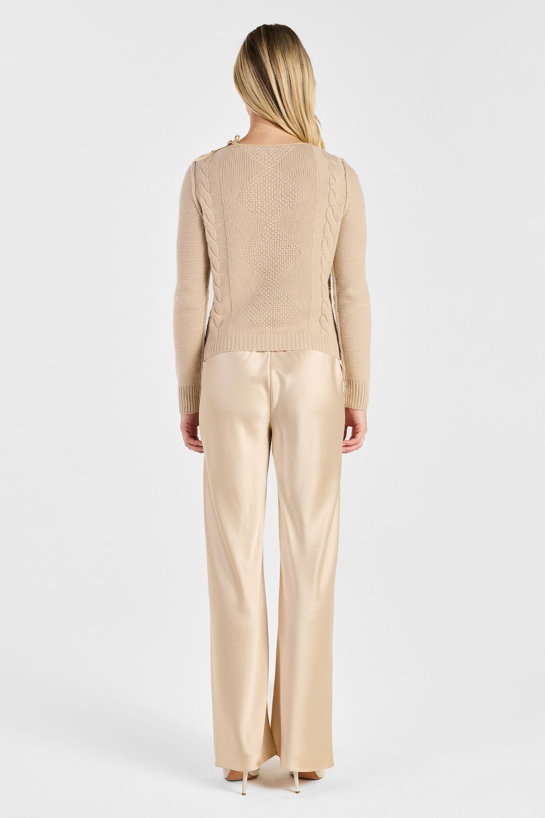 TEXTURED CABLE CREWNECK TOP