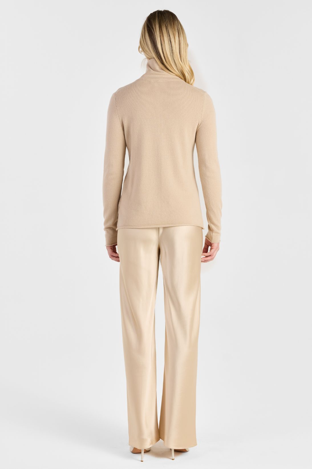 SIDE-TIE TURTLENECK TOP