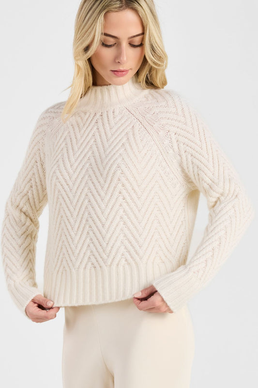 CHEVRON STITCH TOP