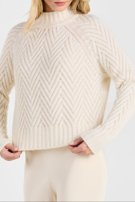 CHEVRON STITCH TOP