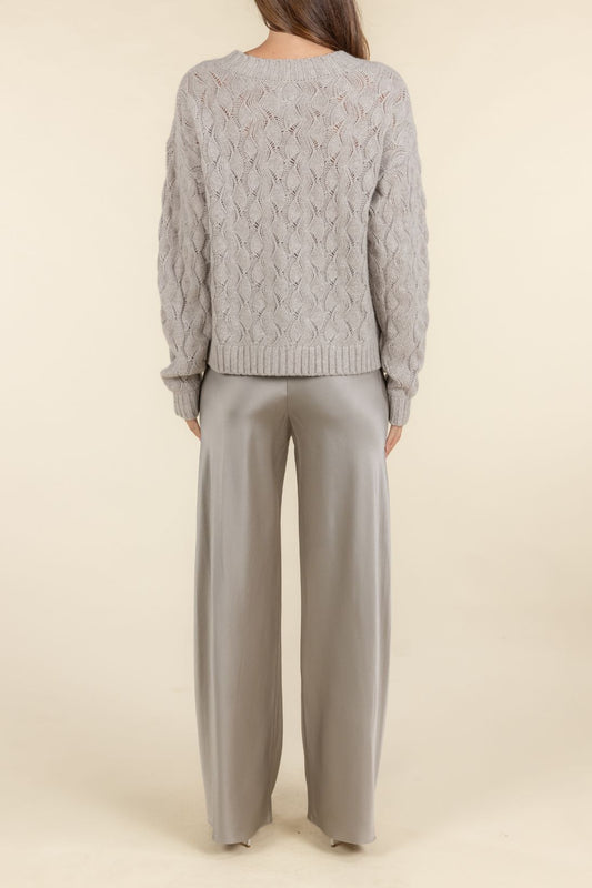 SUSTAINABLE CASHMERE CABLE SWEATER