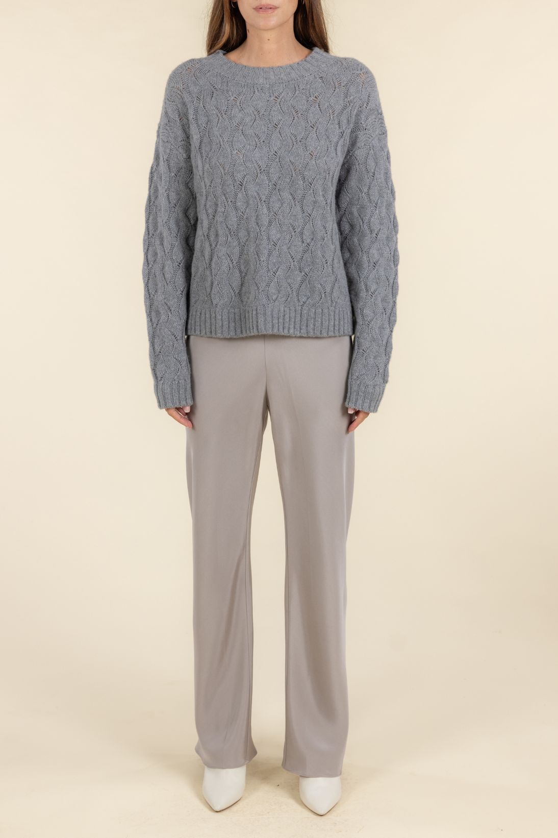 SUSTAINABLE CASHMERE CABLE SWEATER