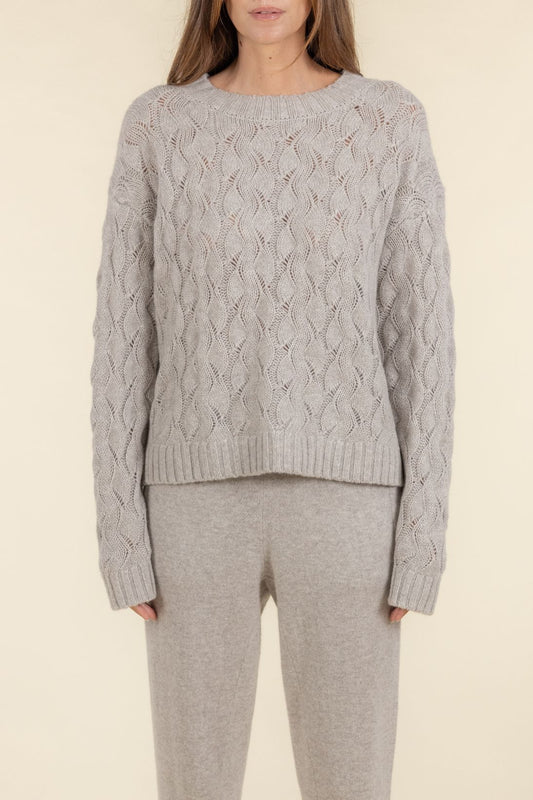 SUSTAINABLE CASHMERE CABLE SWEATER