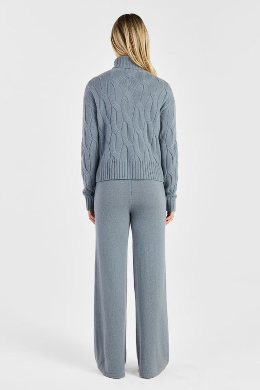 CABLE TURTLENECK