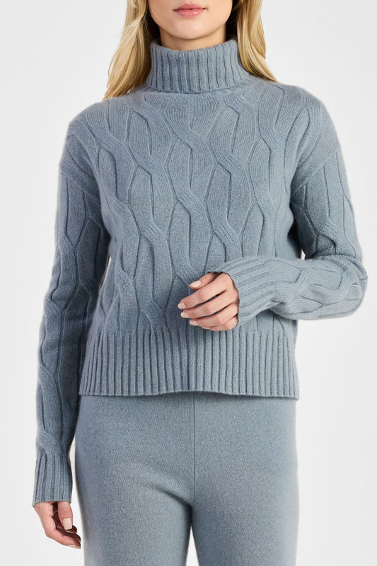 CABLE TURTLENECK