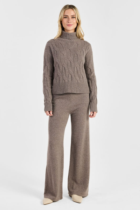 CABLE TURTLENECK