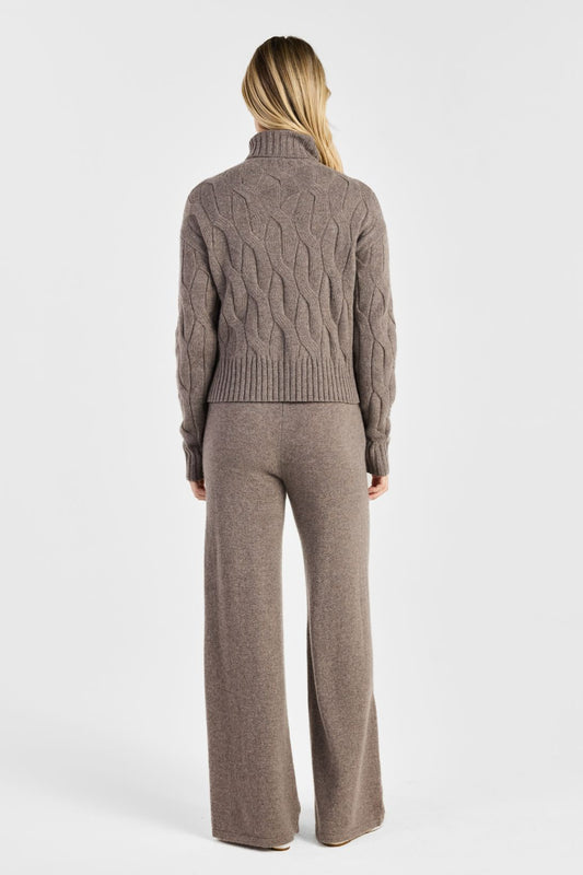 CABLE TURTLENECK
