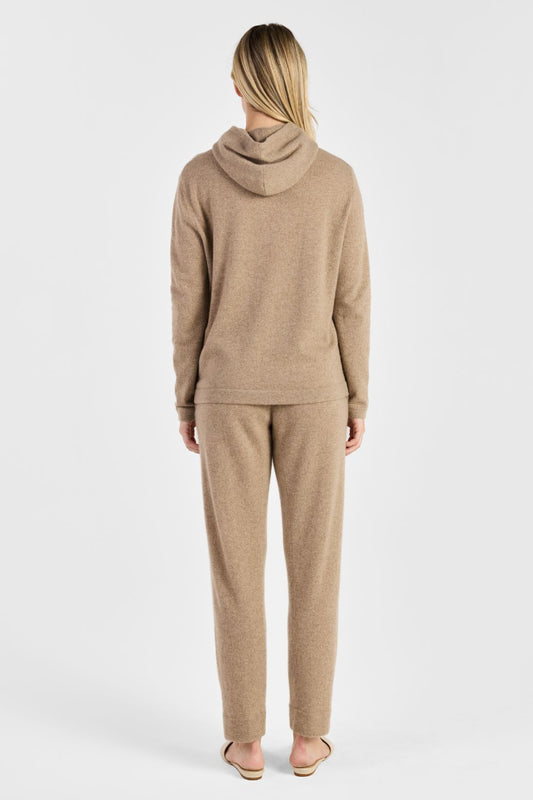 PULLOVER HOODIE