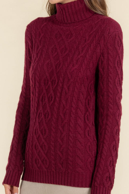 SUSTAINABLE CASHMERE CABLE TURTLENECK