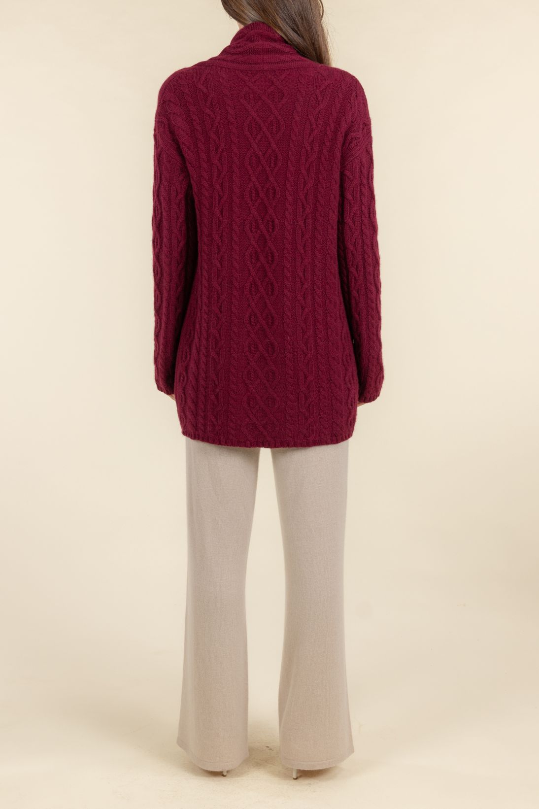 SUSTAINABLE CASHMERE CABLE CARDIGAN