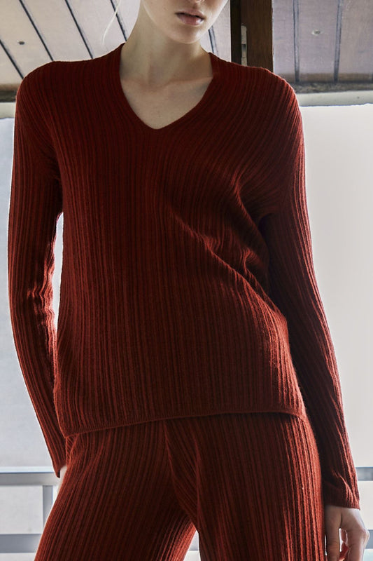 VARIATED RIB V-NECK SWEATER