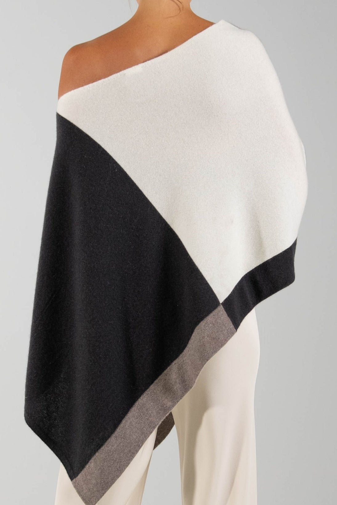 RECYCLED CASHMERE COLORBLOCK PONCHO
