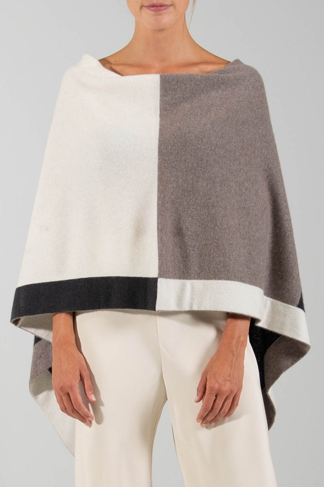 Women's recycled cashmere colorblock poncho | TSE