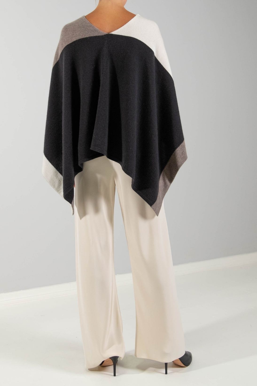 RECYCLED CASHMERE COLORBLOCK PONCHO