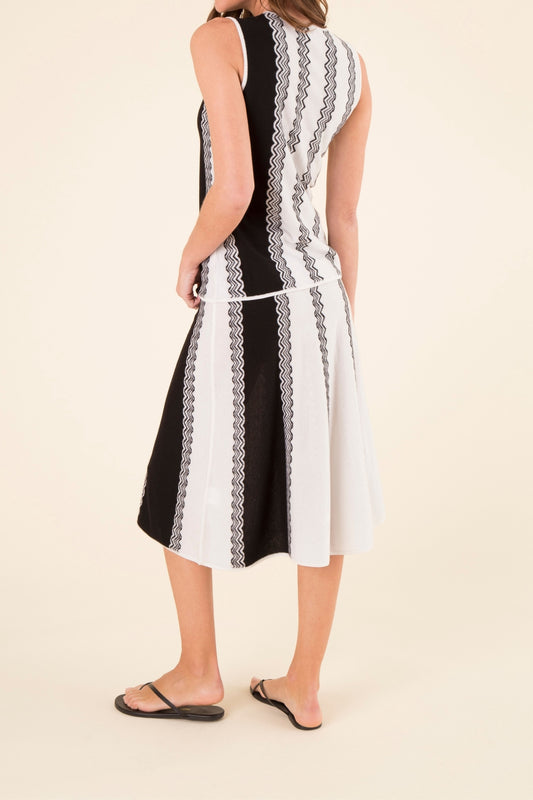 CREME-BLACK-BLACK-SECOND